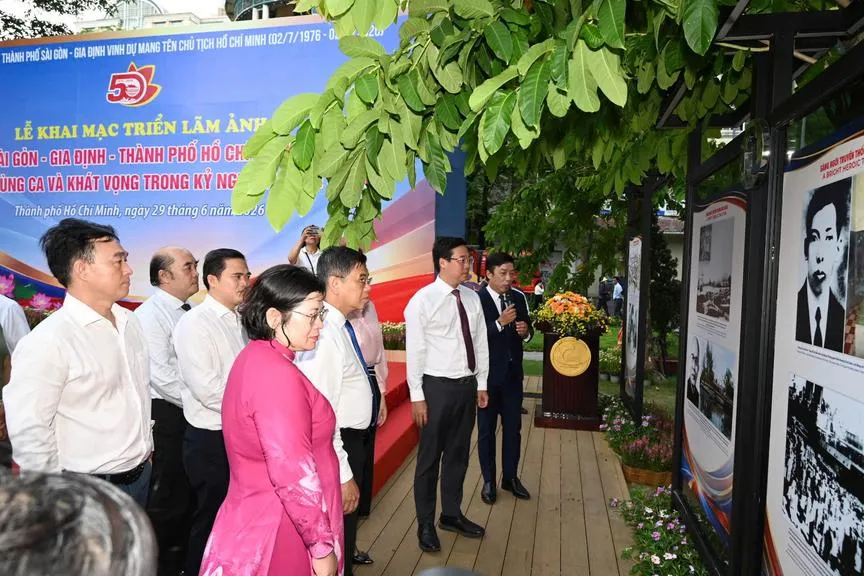 cac-dai-bieu-tham-quan-trien-lam_20260629091826