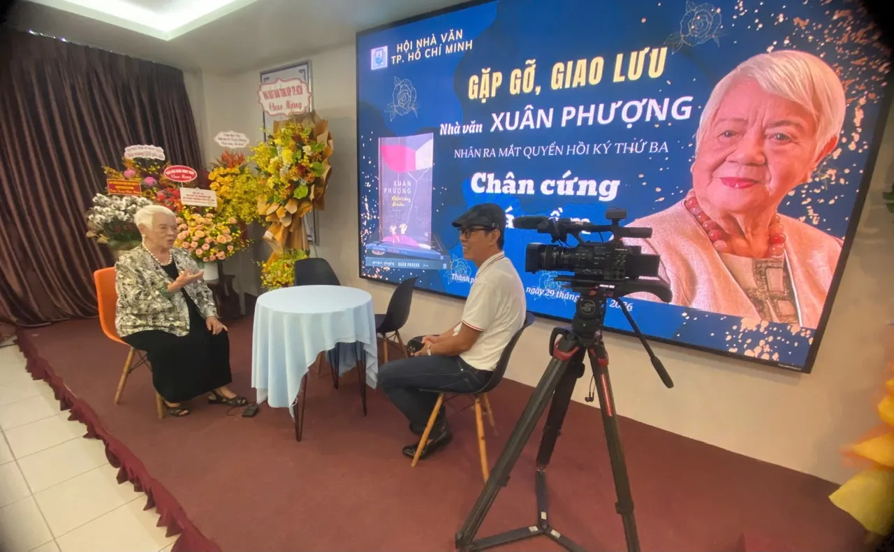 Phim "TP. Hồ Chí Minh - Nửa thế kỷ mang tên Người" quy tụ nhiều nhà nghiên cứu và chuyên gia uy tín
