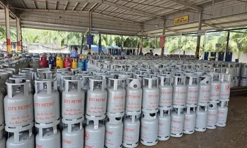 Giá gas giảm mạnh từ 1/7, bình 45kg hạ hơn 200.000 đồng