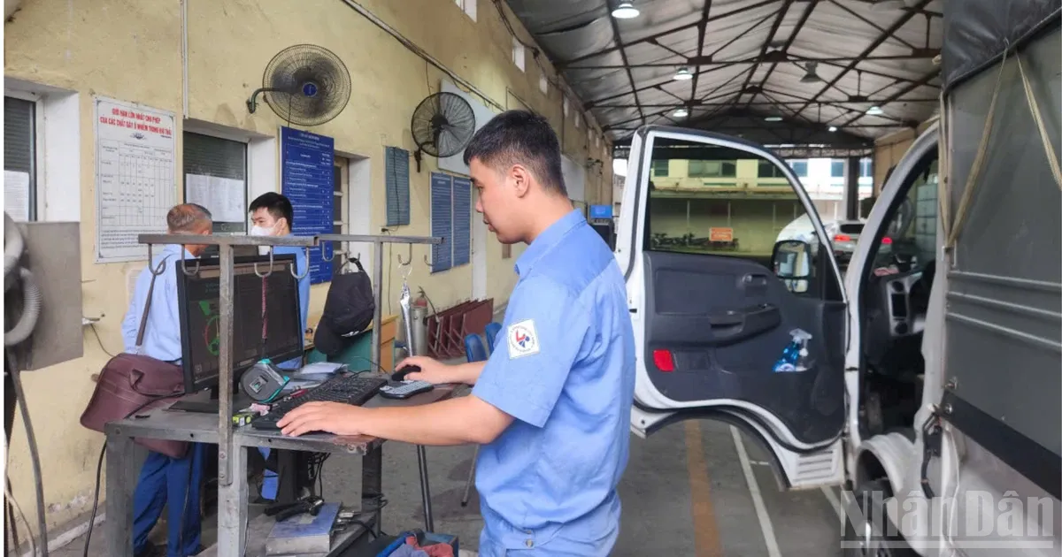 Ngày đầu đăng kiểm theo Thông tư 30, lấy người dân làm trung tâm phục vụ