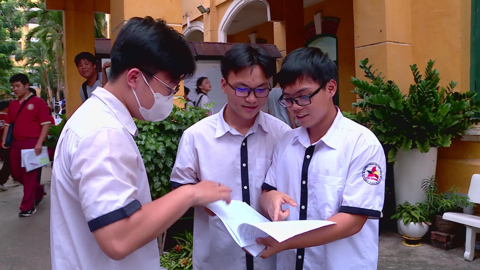 Phổ điểm năm 2026 cho thấy sự thay đổi rõ về khả năng phân hóa của đề thi ở nhiều môn