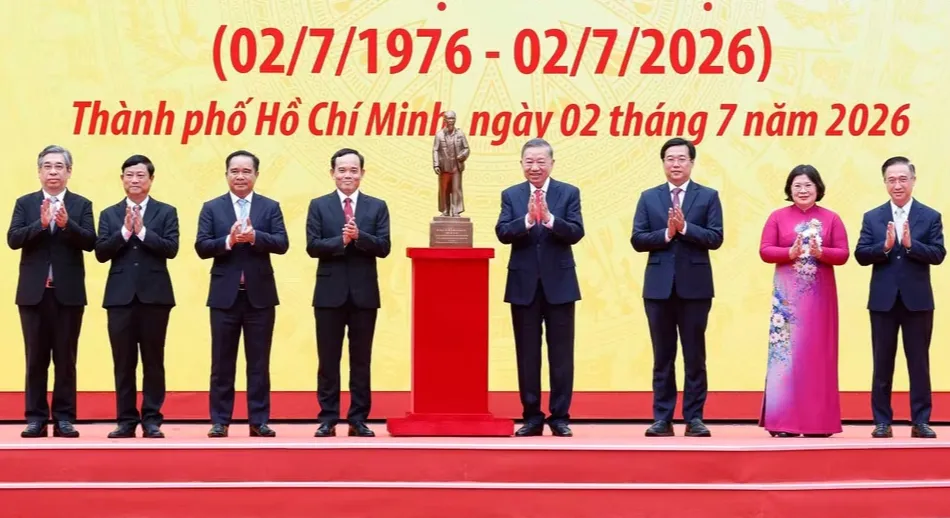 50-nam-tphcm-17829637039081190339956