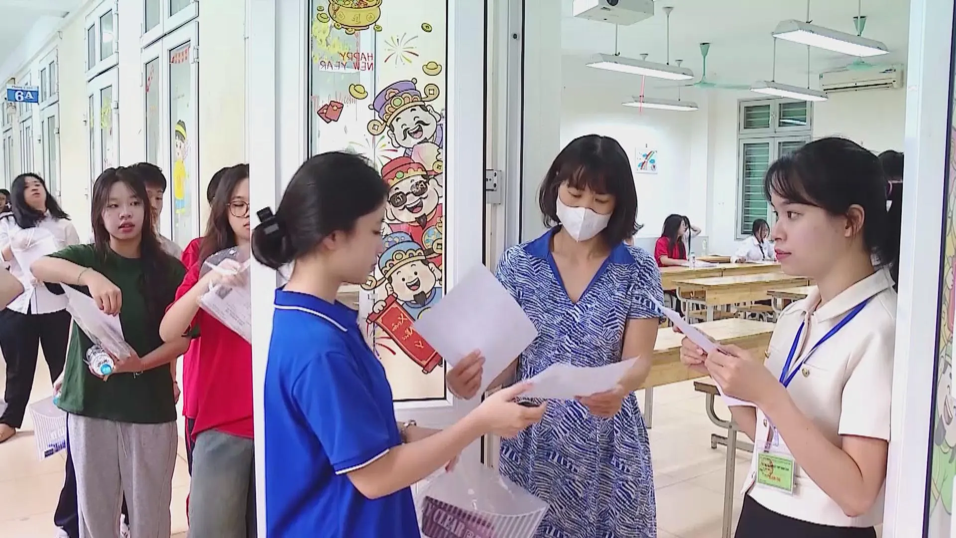 Các chuyên gia cho rằng phổ điểm năm nay phản ánh sát hơn năng lực thí sinh và hỗ trợ hiệu quả cho công tác tuyển sinh đại học