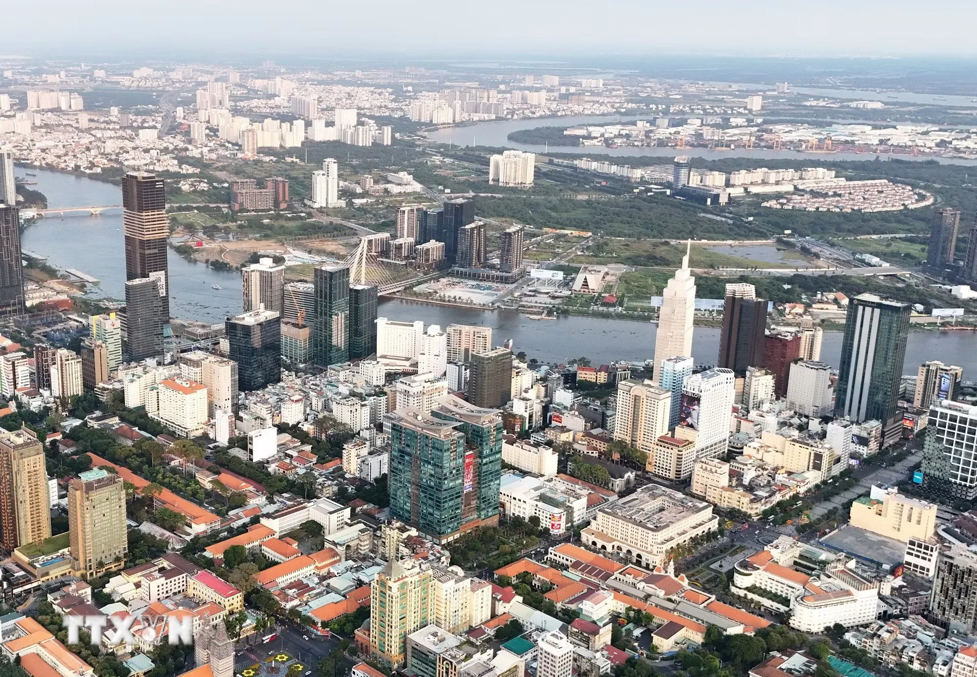 trung-tam-thanh-pho-ho-chi-minh-2