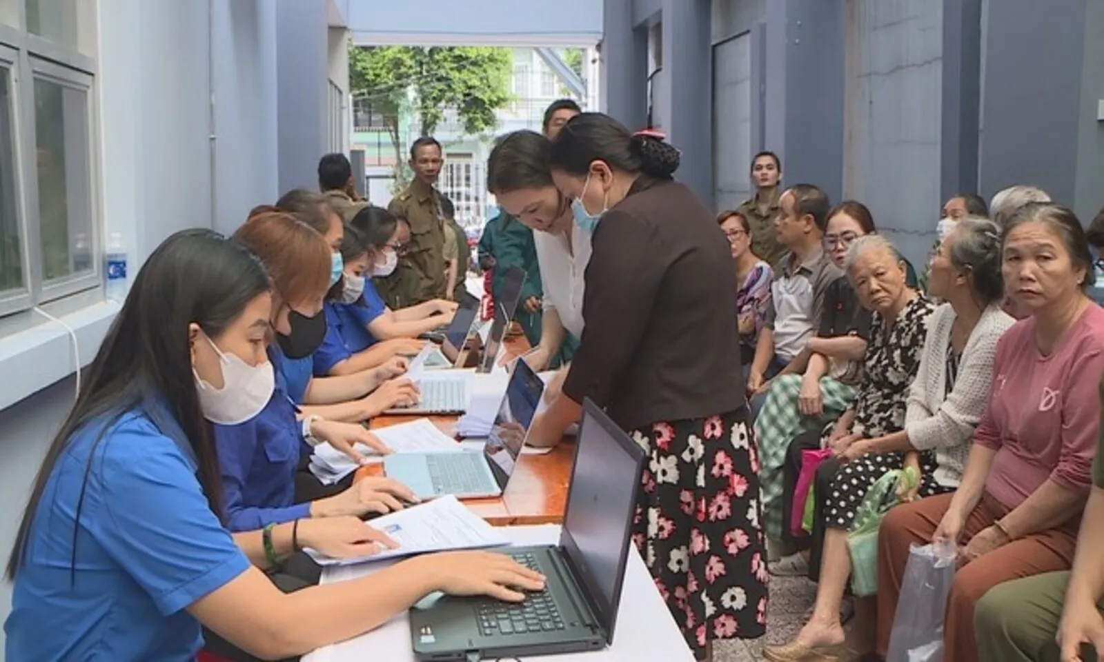 TP. Hồ Chí Minh Triển khai khám sức khỏe định kỳ cho người dân - Ảnh 6