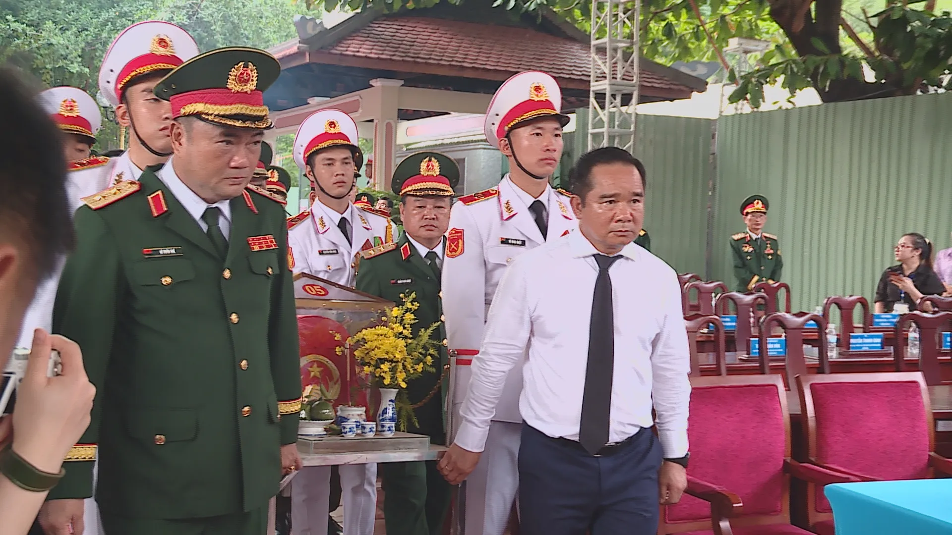 Tiếp nối hành trình tri ân, tìm lại tên cho các Anh hùng liệt sĩ - Ảnh 10. Tiếp nối hành trình tri ân, tìm lại tên cho các Anh hùng liệt sĩ - Ảnh 10.