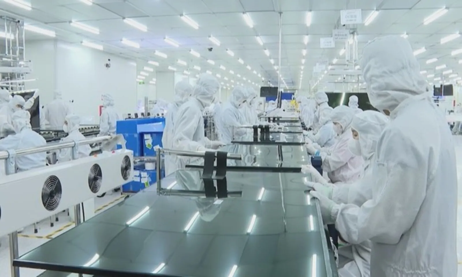 Sản xuất khởi sắc, nhiều doanh nghiệp tăng tốc tuyển dụng - Ảnh 1