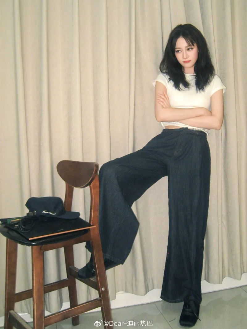 voh-chau-tinh-tri-ra-mat-phim-moi-ve-bong-da-nu-1
