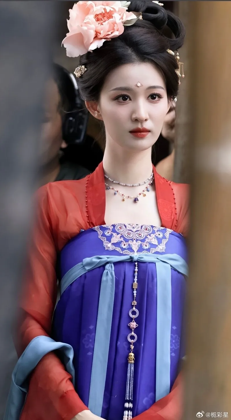 voh-tao-hinh-phim-moi-cua-vuong-so-nhien-xung-danh-my-nhan-nhu-hoa-5