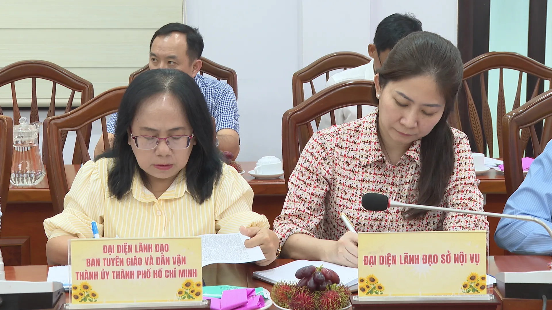 Phó Bí thư Thành ủy TP. Hồ Chí Minh yêu cầu nâng cao hiệu quả hoạt động chính quyền cơ sở - Ảnh 3. Phó Bí thư Thành ủy TP. Hồ Chí Minh yêu cầu nâng cao hiệu quả hoạt động chính quyền cơ sở - Ảnh 3.