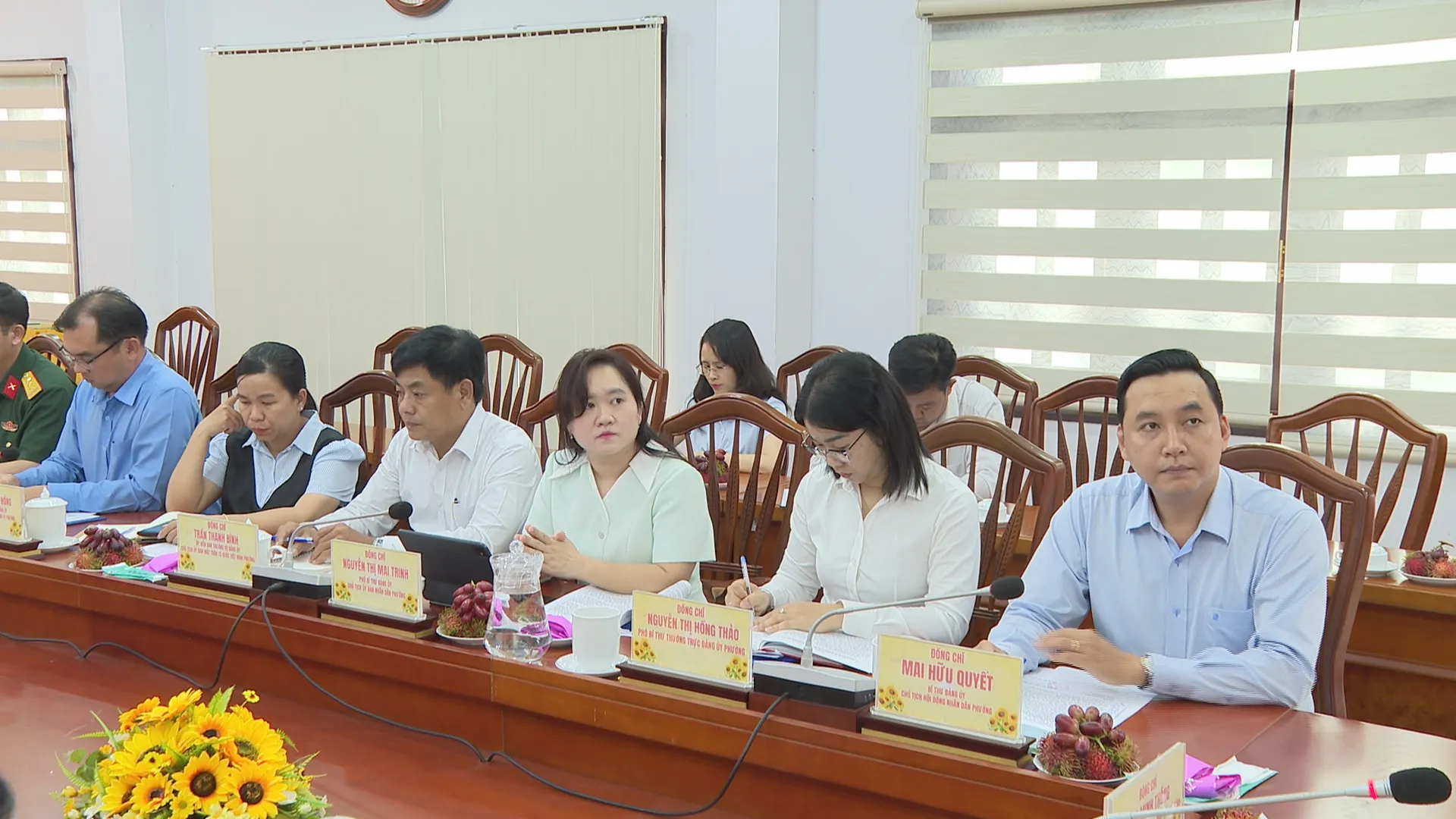 Phó Bí thư Thành ủy TP. Hồ Chí Minh yêu cầu nâng cao hiệu quả hoạt động chính quyền cơ sở - Ảnh 4. Phó Bí thư Thành ủy TP. Hồ Chí Minh yêu cầu nâng cao hiệu quả hoạt động chính quyền cơ sở - Ảnh 4.