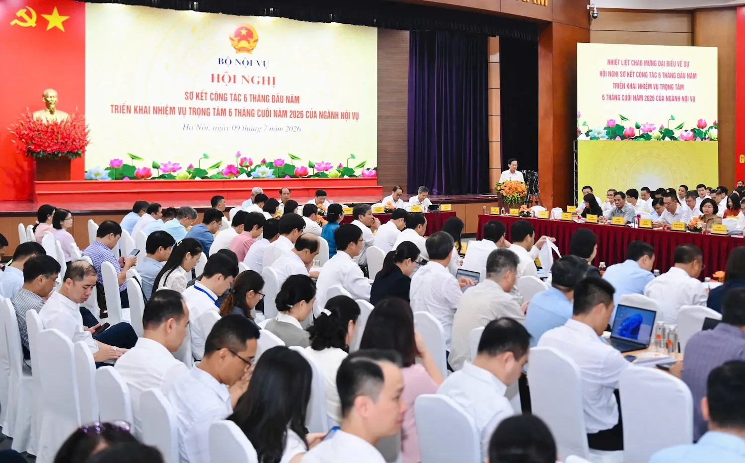 hoi nghi bo noi vu