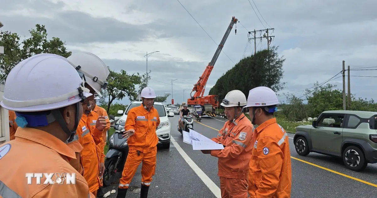 Quảng Ninh hoàn thành khắc phục sự cố điện sau bão số 1