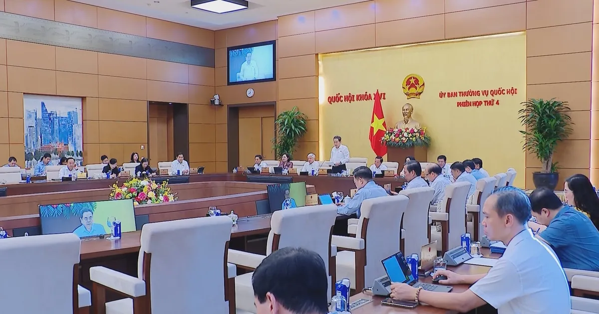 Ủy ban Thường vụ Quốc hội khai mạc Phiên họp thứ tư, chuẩn bị nội dung cho các kỳ họp Quốc hội năm 2026