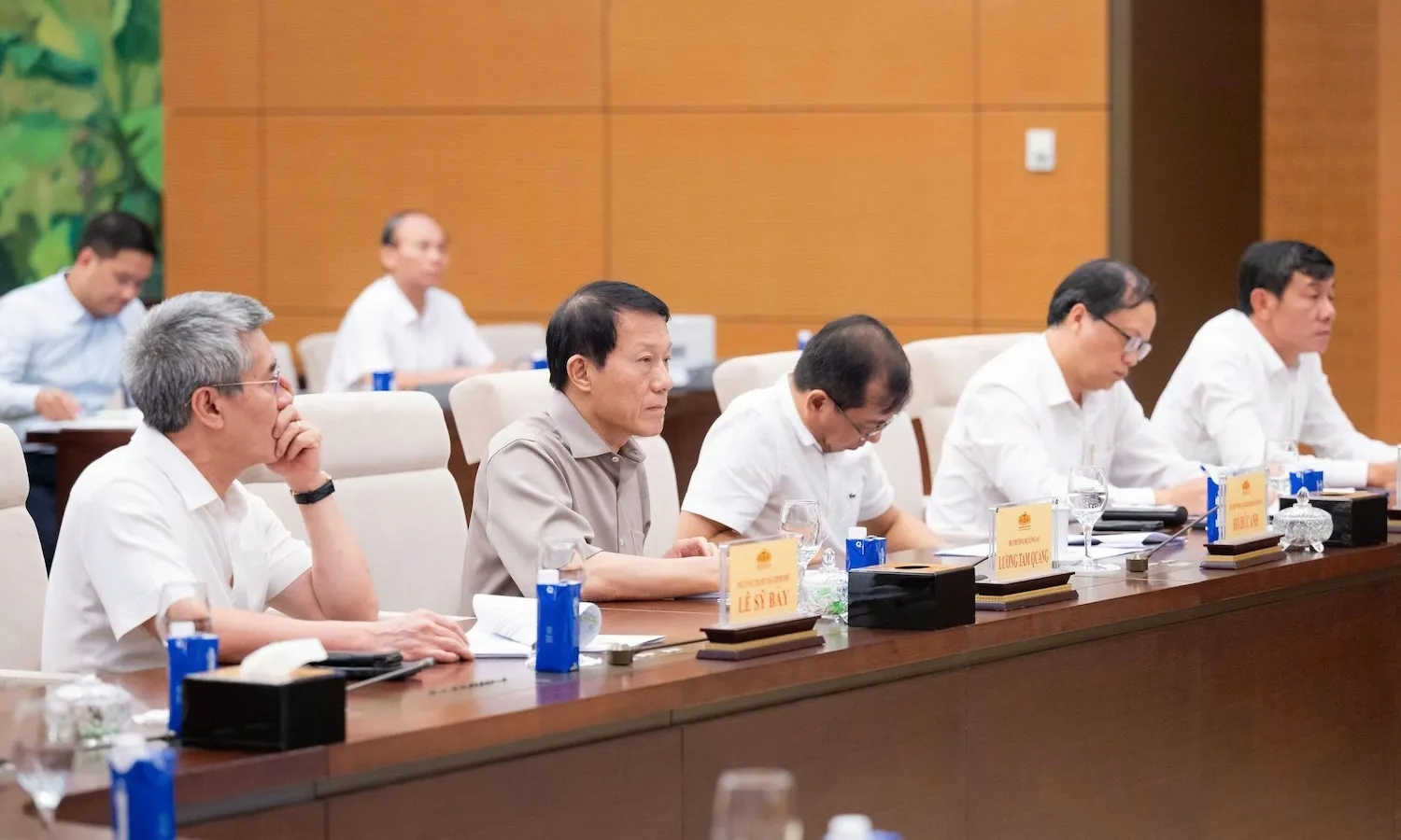 Đề xuất không truy cứu trách nhiệm hình sự nếu cán bộ đáp ứng các điều kiện