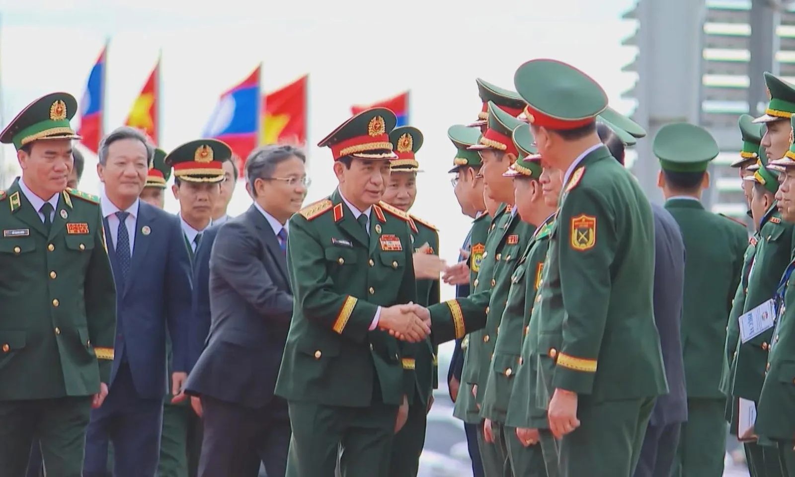 Việt Nam - Lào thúc đẩy hợp tác quốc phòng, tăng cường gắn kết khu vực biên giới