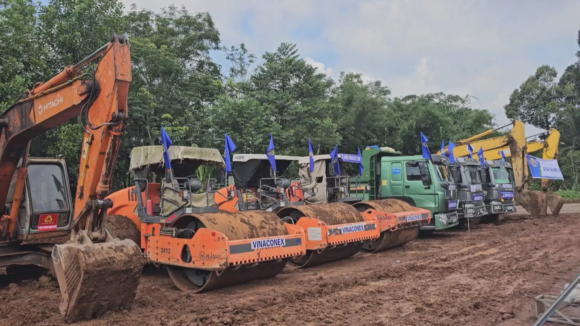 Đồng Nai: Khởi công tuyến đường trọng điểm kết nối sân bay Long Thành - Ảnh 5. Đồng Nai: Khởi công tuyến đường trọng điểm kết nối sân bay Long Thành - Ảnh 5.