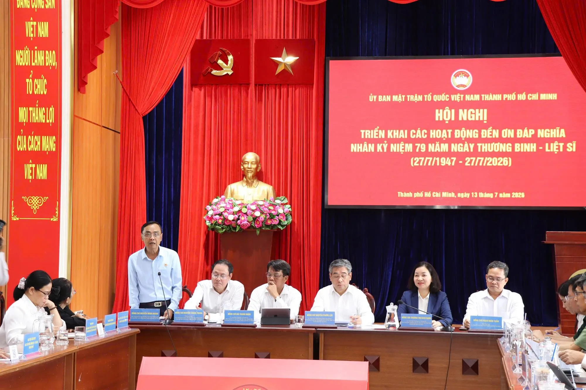 Thiếu tướng Nguyễn Minh Hoàng - Phó Chủ tịch Ủy ban MTTQ Việt Nam Thành phố, Chủ tịch Hội Cựu chiến binh Thành phố chia sẻ - Ảnh: MTTQ TP