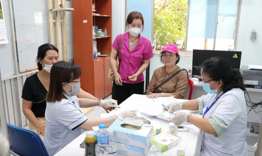 Côn Đảo dẫn đầu lượt khám sức khỏe miễn phí ở TPHCM