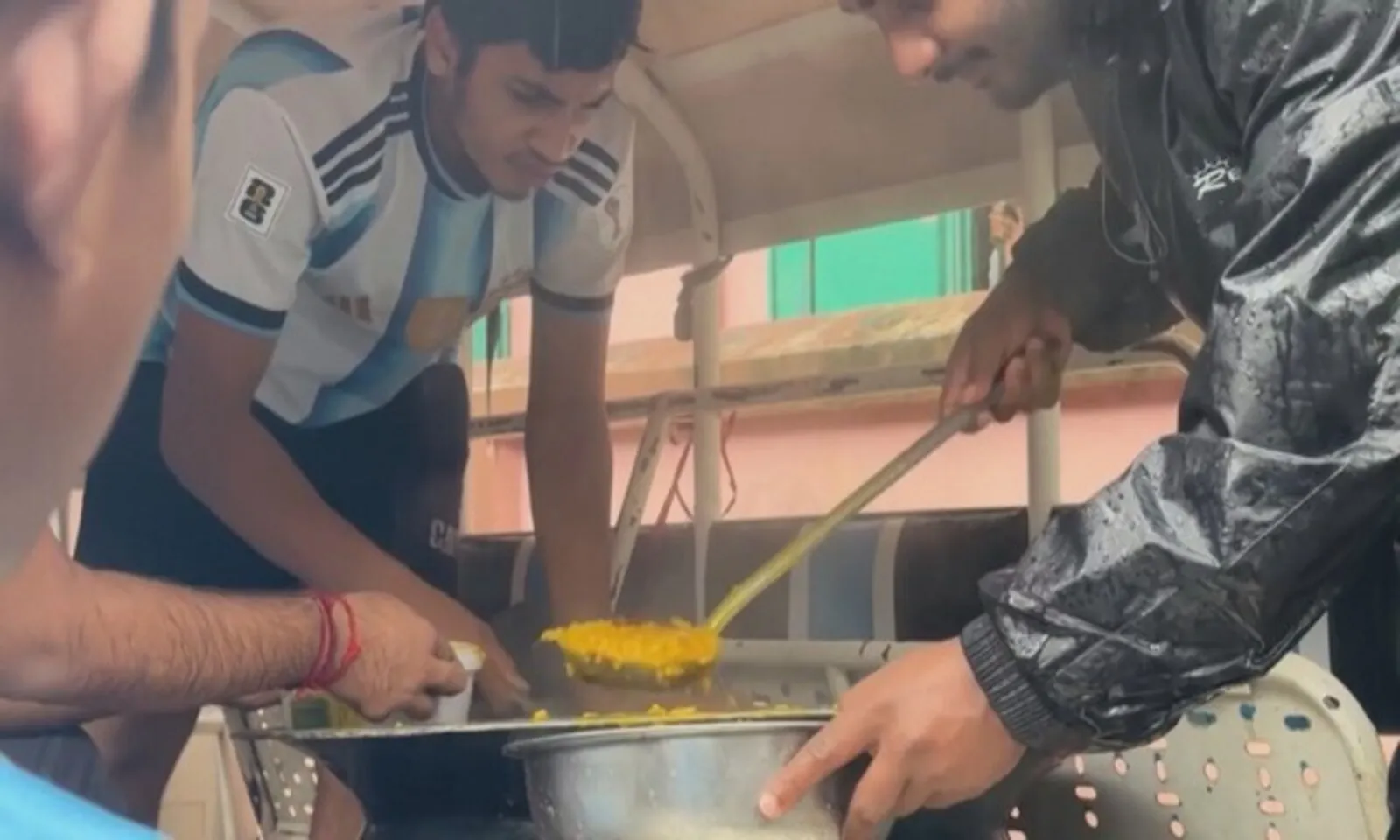 Bangladesh Ít nhất 51 người thiệt mạng do mưa lớn và lở đất - Ảnh 4