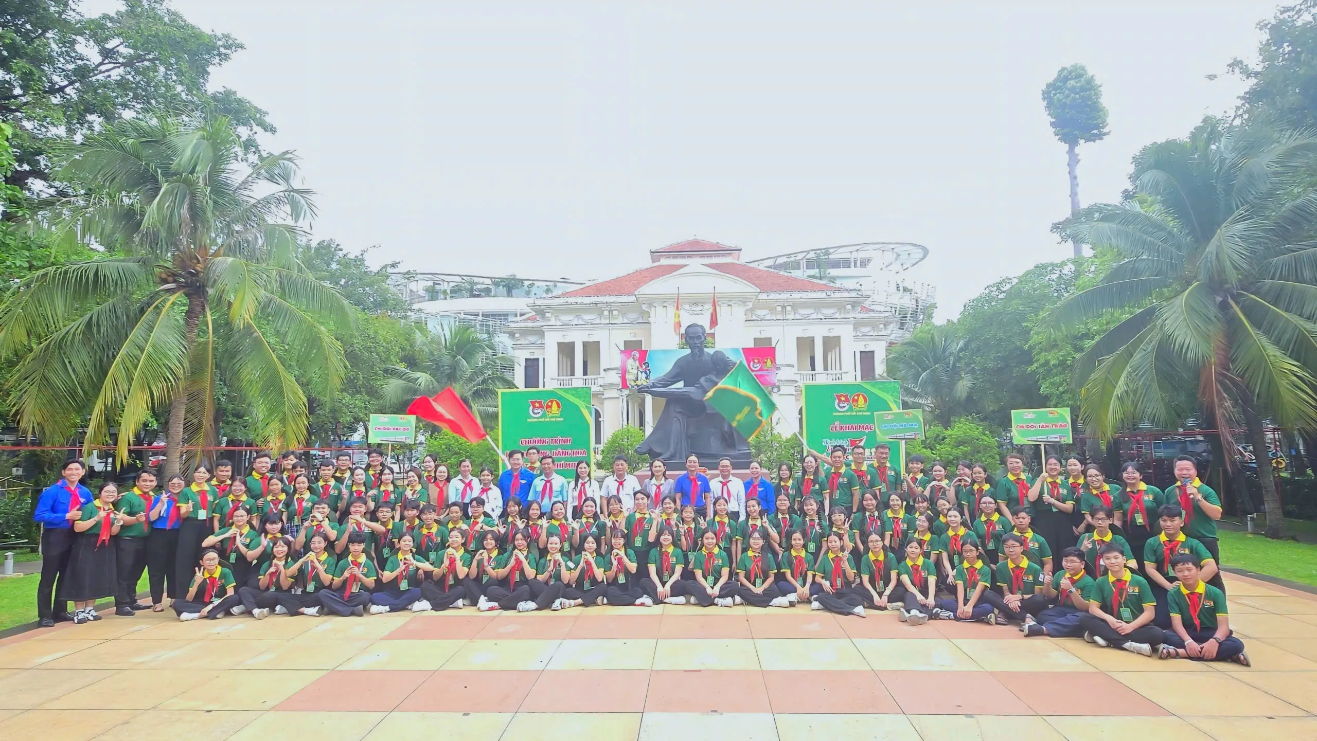 Gần 80 đại biểu tham gia Hành trình “Em yêu Tổ quốc Việt Nam” năm 2026 với chủ đề “Rạng ngời trang sử Đội ta” - Ảnh Bá Nam
