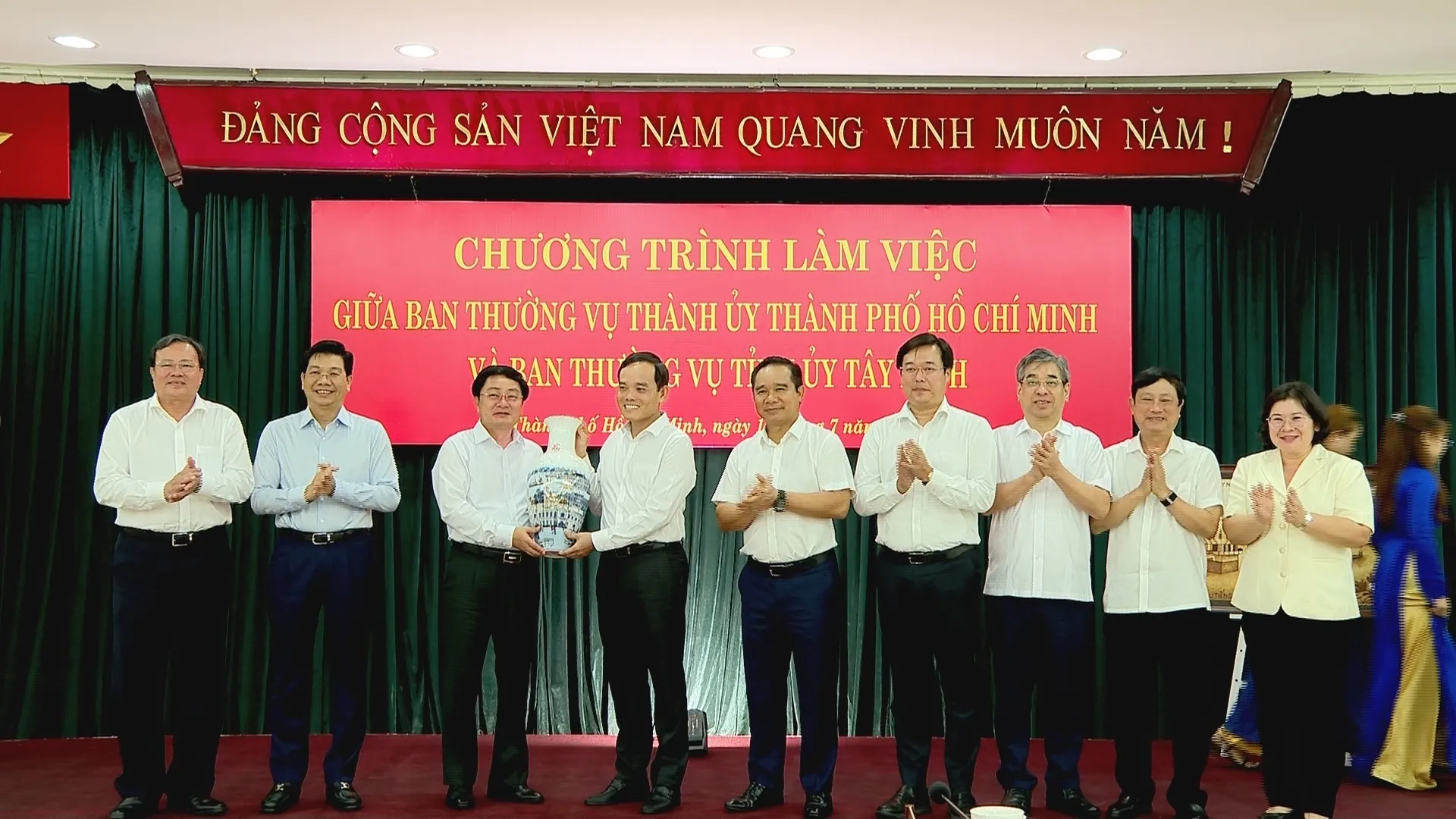 TP. Hồ Chí Minh - Tây Ninh mở rộng liên kết, tạo động lực phát triển vùng  - Ảnh 2.