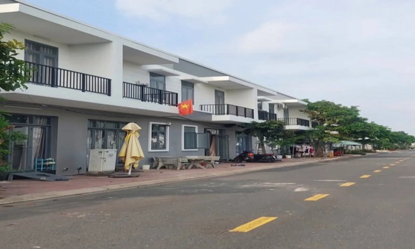 TP. Hồ Chí Minh Tháo gỡ vướng mắc nghĩa vụ tài chính, bảo đảm quyền lợi người mua nhà - Ảnh 2