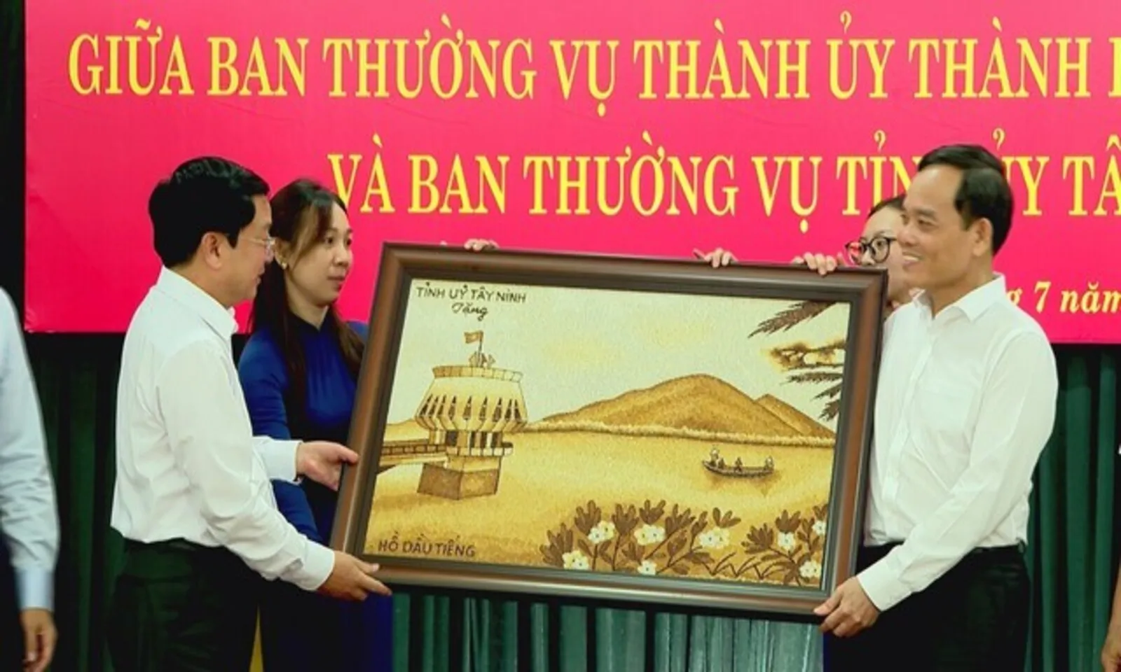 TP. Hồ Chí Minh và Tây Ninh tăng cường liên kết vùng, thúc đẩy phát triển bền vững trên 7 lĩnh vực trọng tâm - Ảnh 5