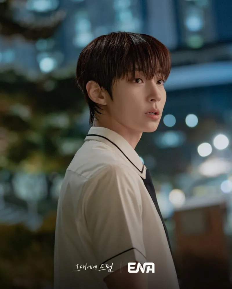voh-lee-hyeri-gay-an-tuong-voi-man-hoa-than-hai-giai-doan-trong-dream-to-you-7