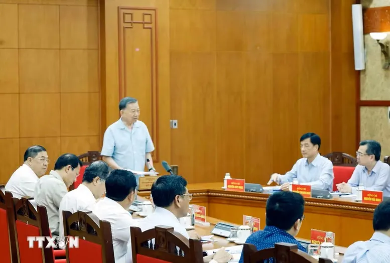 Tổng Bí thư, Chủ tịch nước Tô Lâm: Đặt công nghiệp hàng hải đúng vị trí trong chiến lược xây dựng Việt Nam trở thành quốc gia biển mạnh (Ảnh: TTXVN)