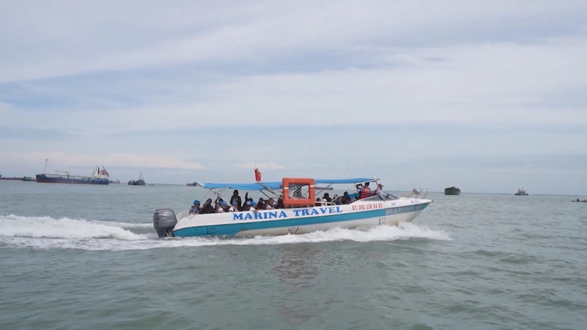 Siết chặt các giải pháp bảo đảm an toàn du lịch đường thủy - Ảnh 6. Siết chặt các giải pháp bảo đảm an toàn du lịch đường thủy - Ảnh 6.
