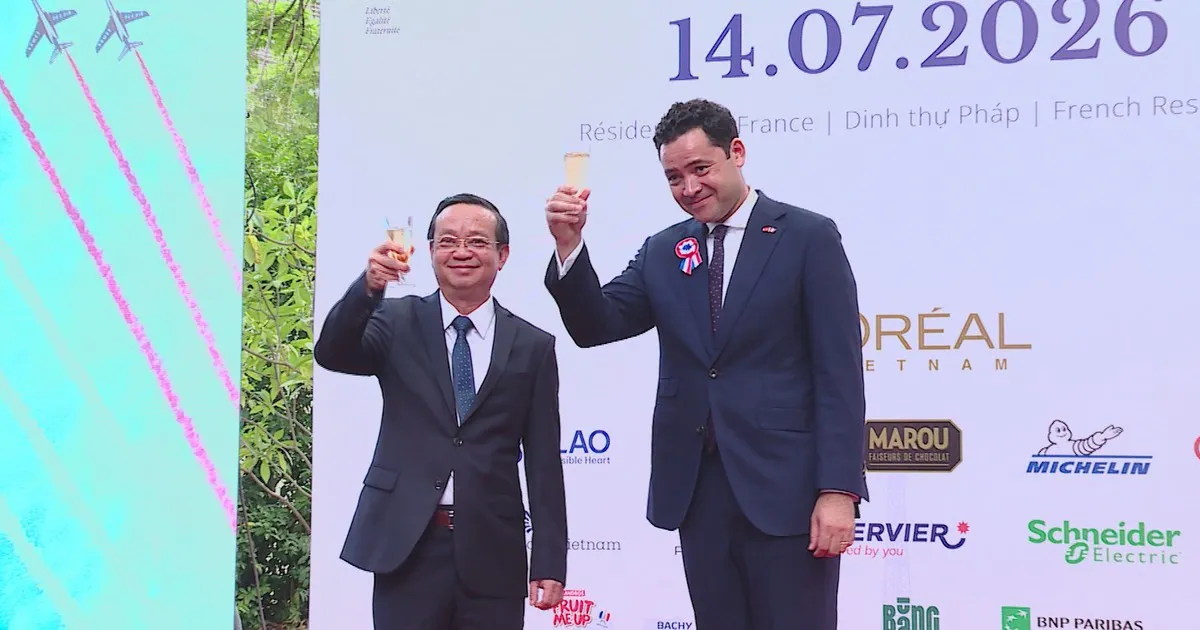 TP. Hồ Chí Minh mừng Quốc khánh Cộng hòa Pháp