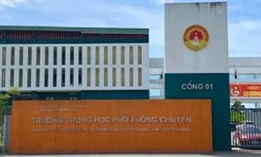 Điều tra vụ điểm thi toán bất thường: Hiệu trưởng Trường chuyên Tuyên Quang bị khởi tố