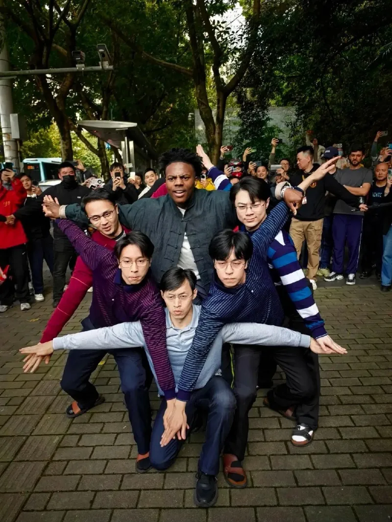 voh-tieu-su-ishowspeed-22
