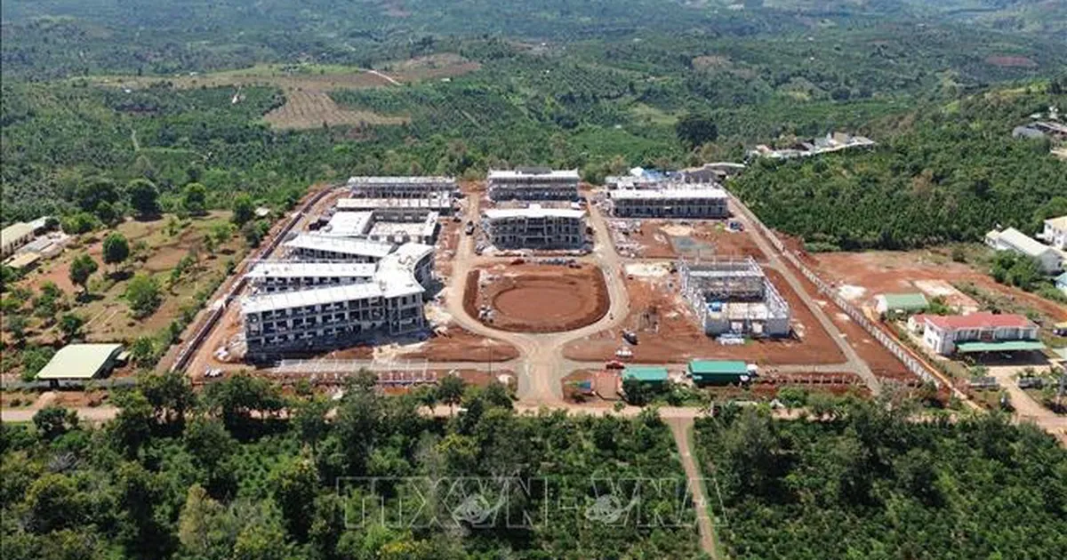 Kịp thời tháo gỡ, hoàn thành 100 trường học trước ngày 30/8