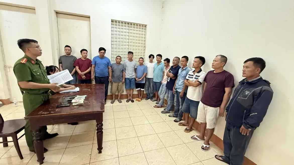 cac-doi-tuong-trong-duong-day-ca-do-bong-da-lien-tinh
