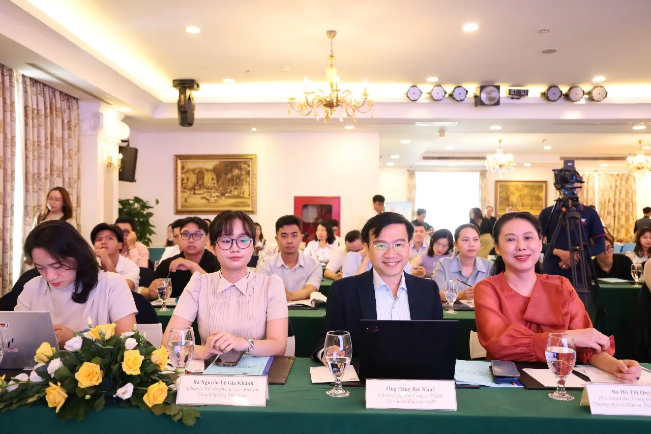 Quang canh hoi nghi