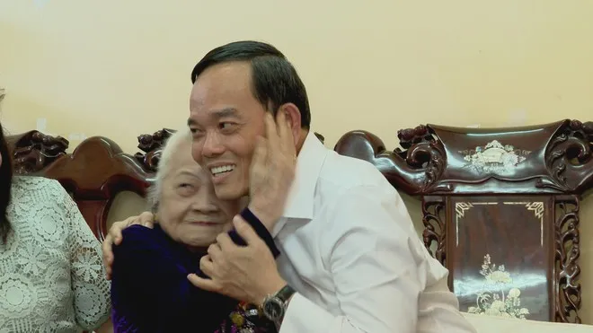 4-bi-thu-tham-thuong-binh-diem-tienjpg9-17842698482421677472196