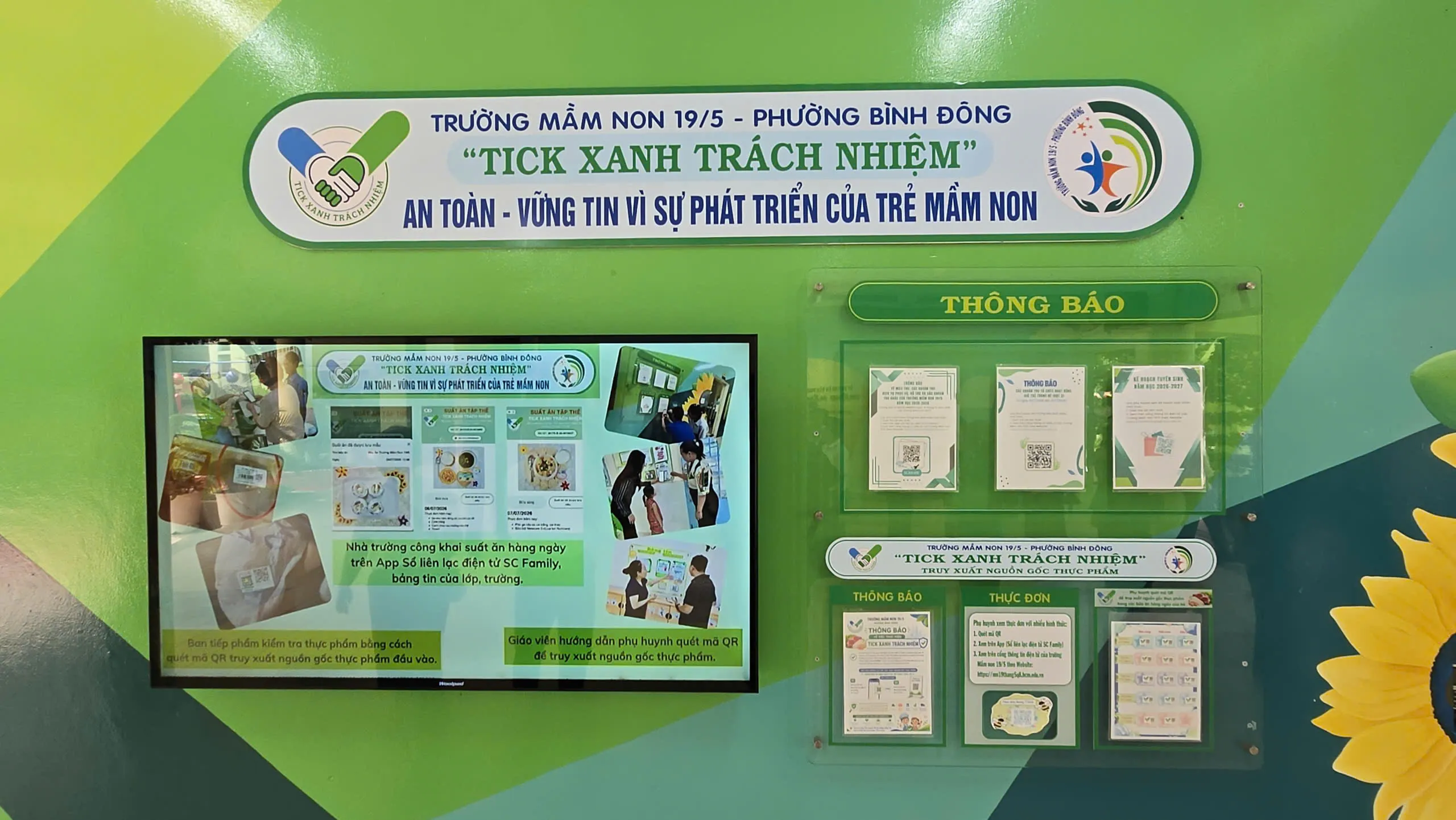 Một góc hưởng ứng chương trình %22Tick xanh trách nhiệm%22 của trường Mầm non 19:5 - Ảnh Bá Nam