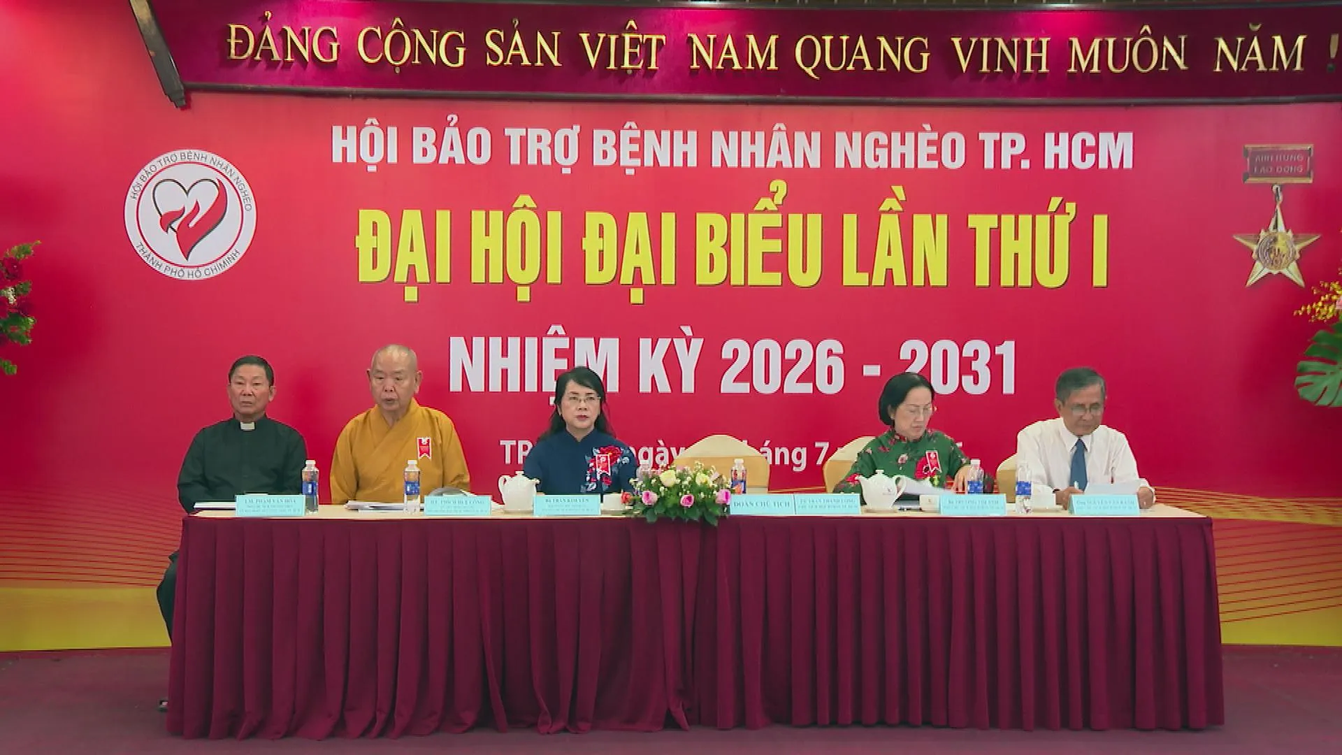 35 Ủy viên trúng cử Ban Chấp hành Hội Bảo trợ Bệnh nhân nghèo TP. Hồ Chí Minh - Ảnh 1. 35 Ủy viên trúng cử Ban Chấp hành Hội Bảo trợ Bệnh nhân nghèo TP. Hồ Chí Minh - Ảnh 1.