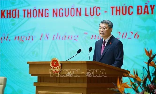 Thủ tướng Lê Minh Hưng phát biểu tại Hội nghị Thường trực Chính phủ với cộng đồng doanh nghiệp (Ảnh: Dương Giang/TTXVN) Thủ tướng Lê Minh Hưng phát biểu tại Hội nghị Thường trực Chính phủ với cộng đồng doanh nghiệp (Ảnh: Dương Giang/TTXVN)