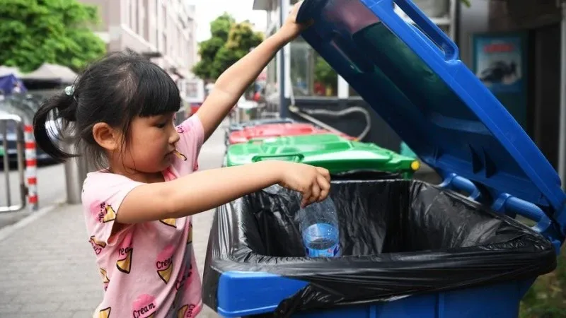 EU cấm nhiều loại bao bì nhựa dùng một lần từ năm 2030 EU cấm nhiều loại bao bì nhựa dùng một lần từ năm 2030