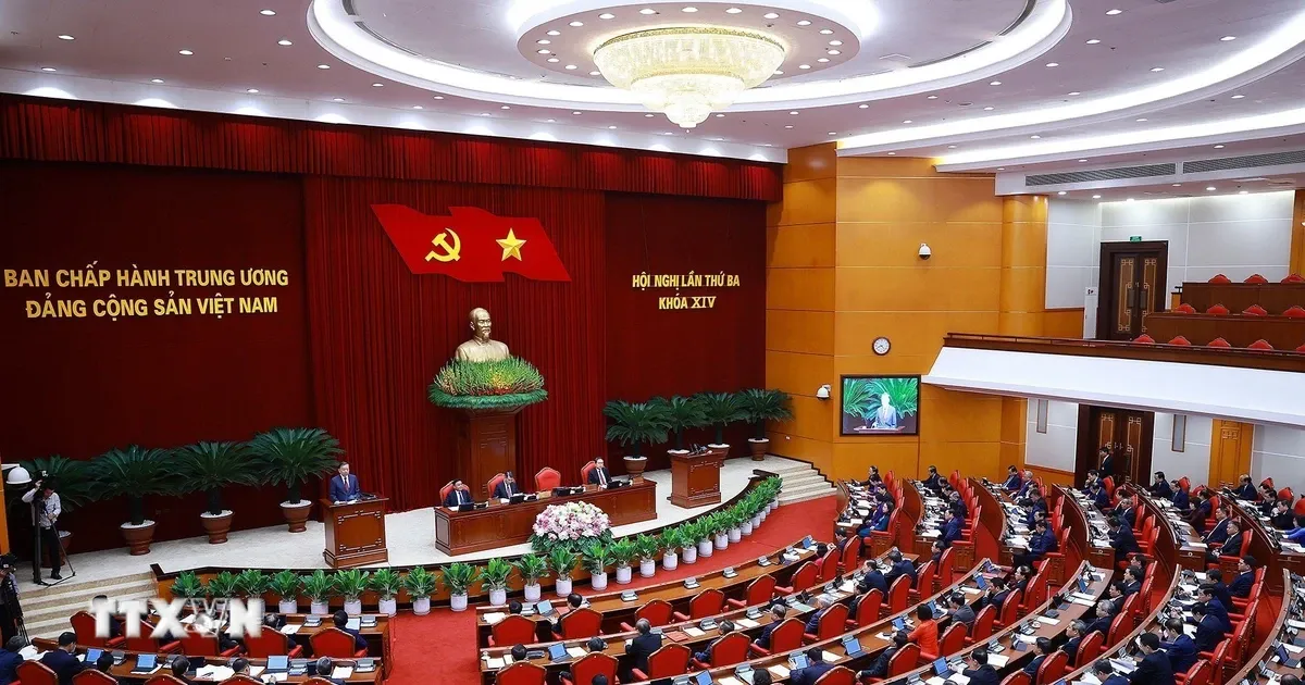 Thông cáo báo chí về ngày làm việc thứ nhất Hội nghị Trung ương 3 khóa XIV