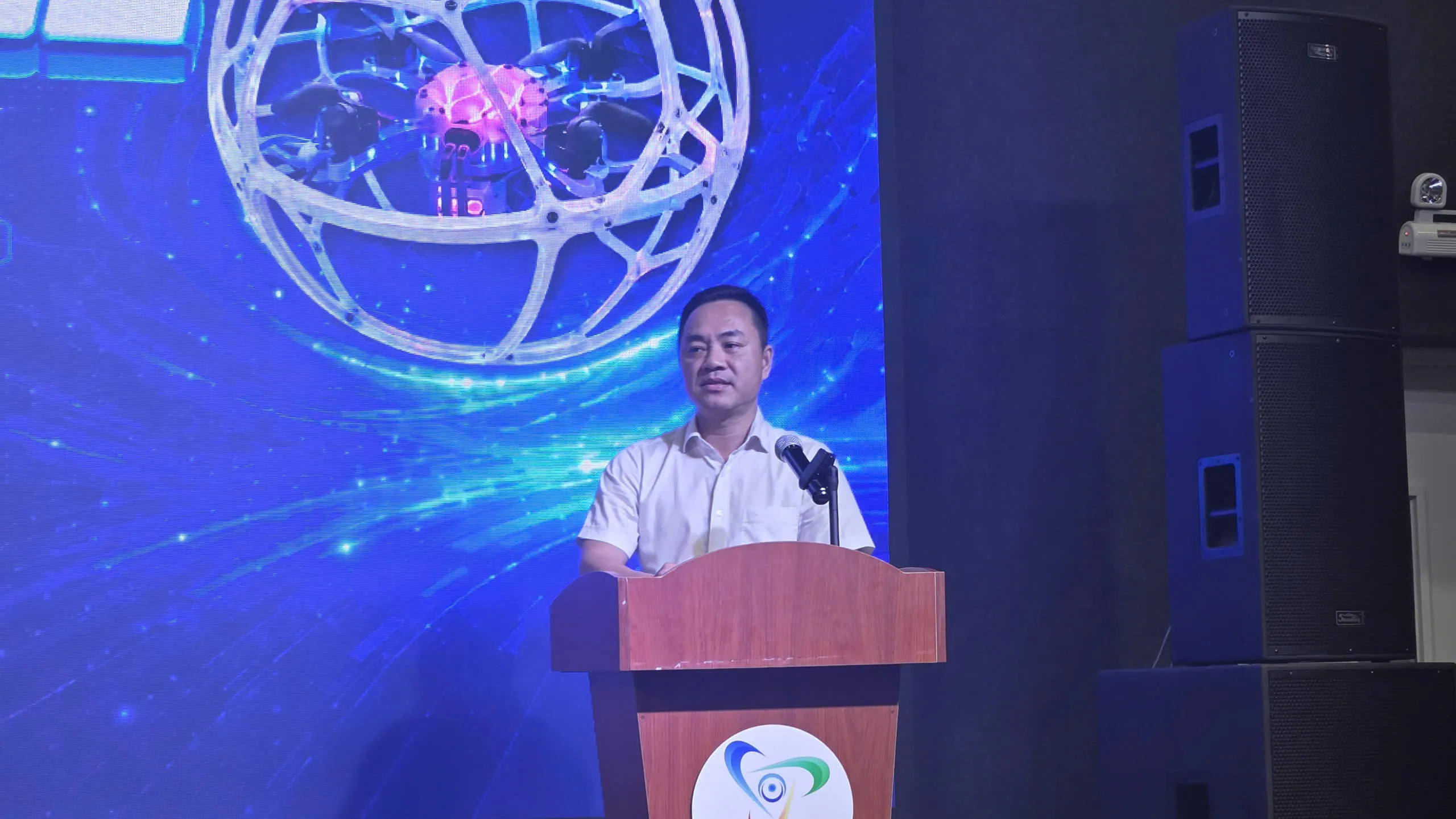 Ông Phạm Huỳnh Quang Hiếu – Phó Giám đốc Sở Khoa học và Công nghệ Thành phố phát động Hội thi - Ảnh Bá Nam