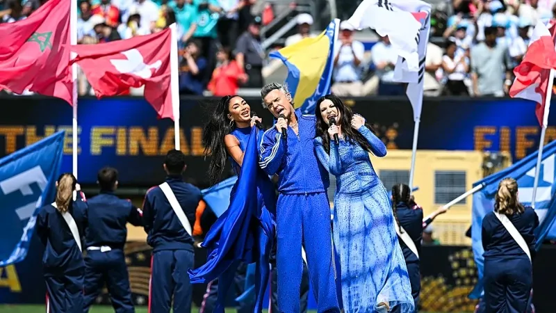 voh-bieu-dien-o-chung-ket-world-cup-2026-robbie-williams-gay-tranh-cai-3