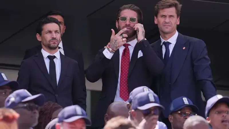 voh-dan-sao-hang-a-hollywood-va-am-nhac-do-bo-chung-ket-world-cup-20266
