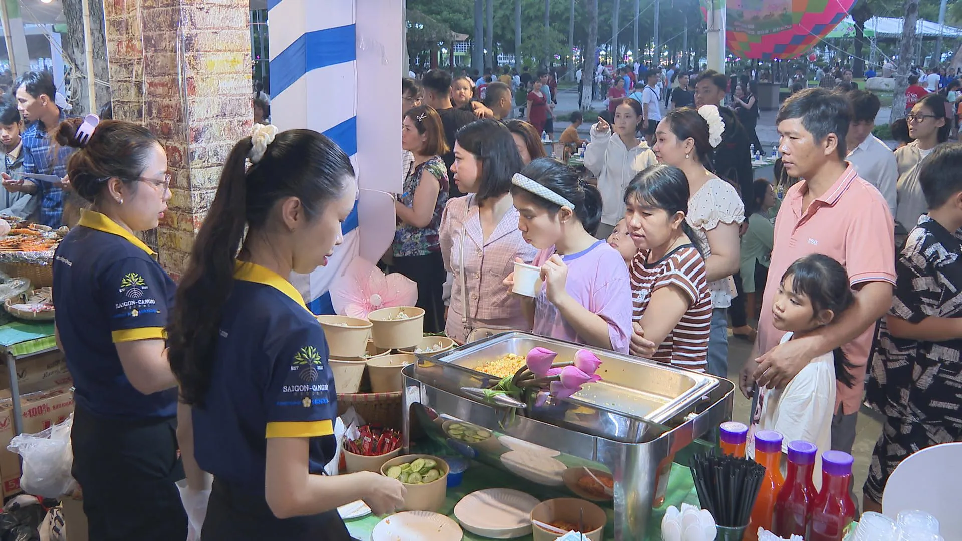 TP. Hồ Chí Minh: Xu hướng mới khám phá văn hóa địa phương - Ảnh 3. TP. Hồ Chí Minh: Xu hướng mới khám phá văn hóa địa phương - Ảnh 3.