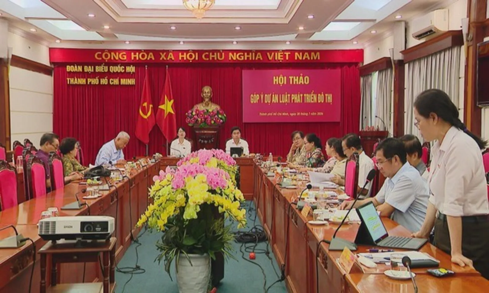 TP. Hồ Chí Minh góp ý hoàn thiện dự thảo Luật Phát triển đô thị - Ảnh 2