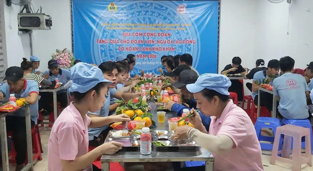 Xây dựng quan hệ lao động hài hòa, tiến bộ từ những “Bữa cơm công đoàn”