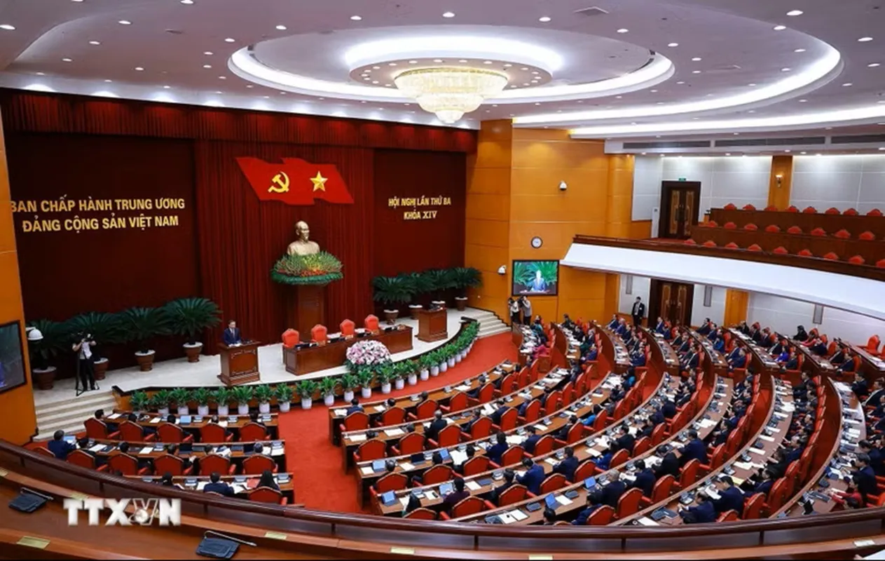 Phiên bế mạc Hội nghị lần thứ ba Ban Chấp hành Trung ương Đảng khóa XIV. Ảnh Dương Giang-TTXVN
